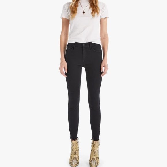 MOTHER Denim - NWOT MOTHER Looker Ankle Fray Jeans Not Guilty 33